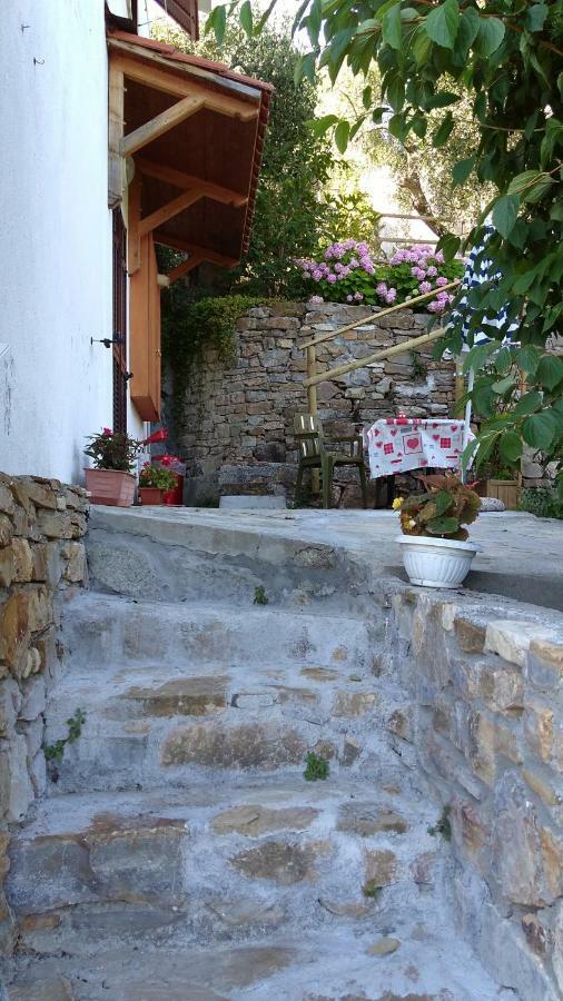 La Porta Del Sole Apartman Seborga Kültér fotó