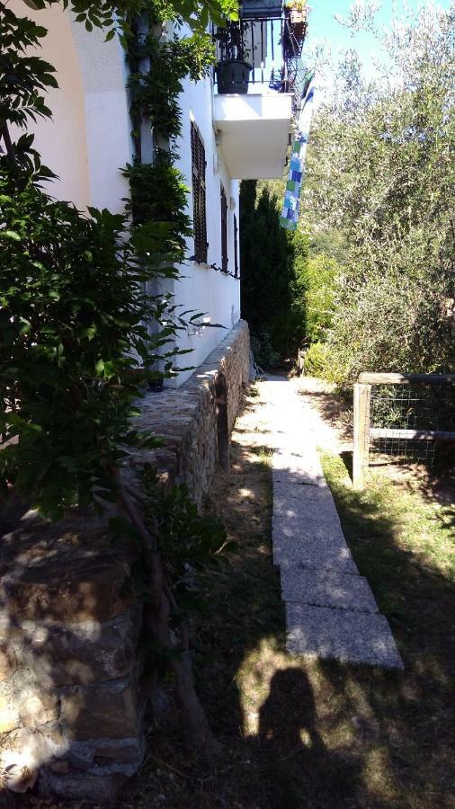 La Porta Del Sole Apartman Seborga Kültér fotó